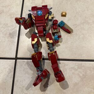 LEGO Marvel: Iron Man Figure parts